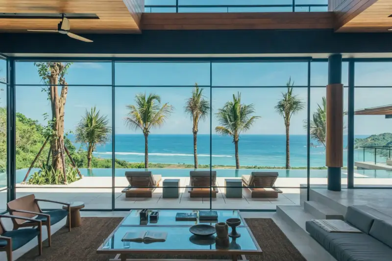 4 BR Ocean-View Architect-Designed Villa Lombok, Lombok, Indonesia — photo 2 of 21