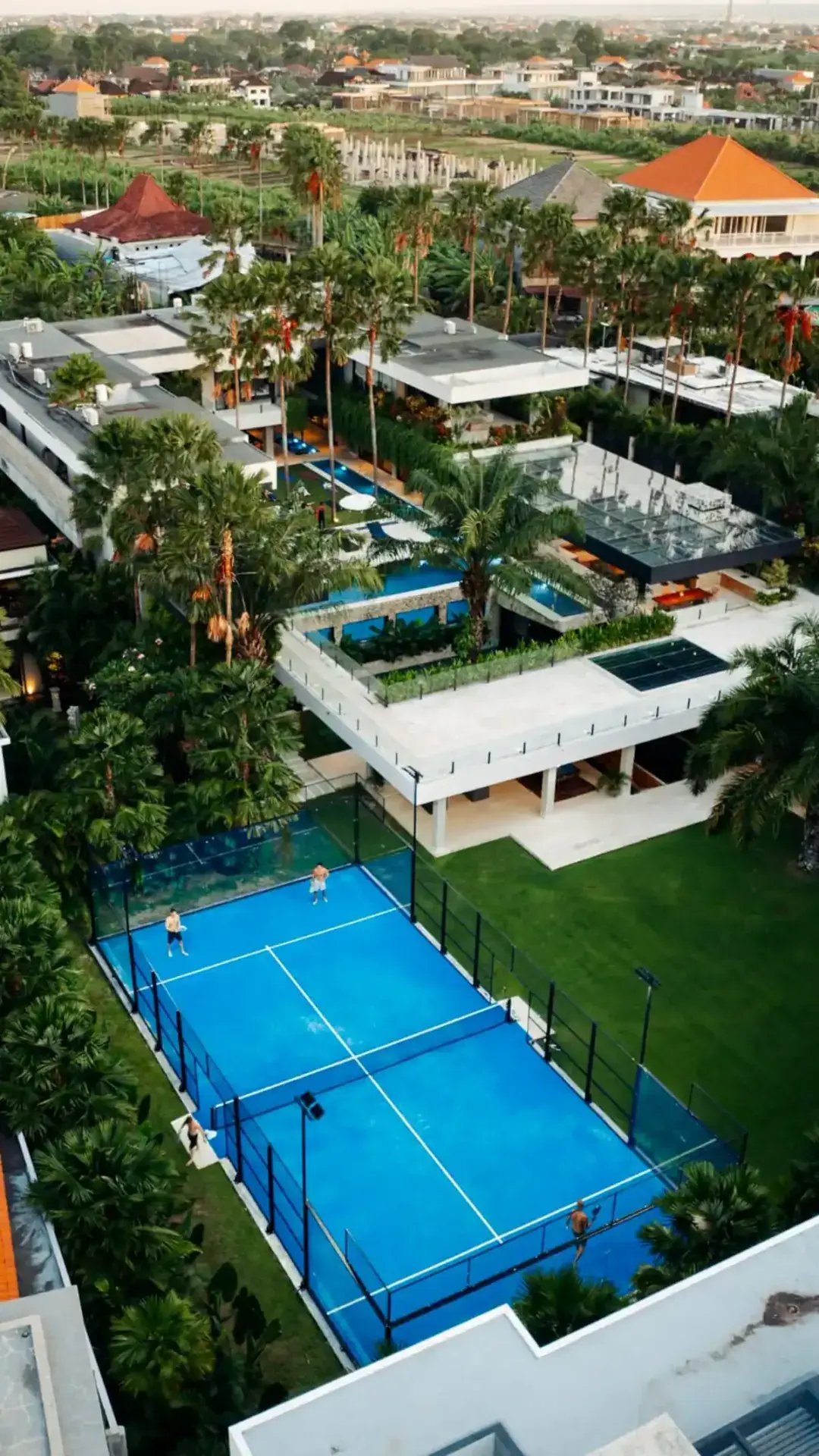 13 BR Luxury Estate Canggu — luxury 13-bedroom villa in Canggu, Bali, Indonesia