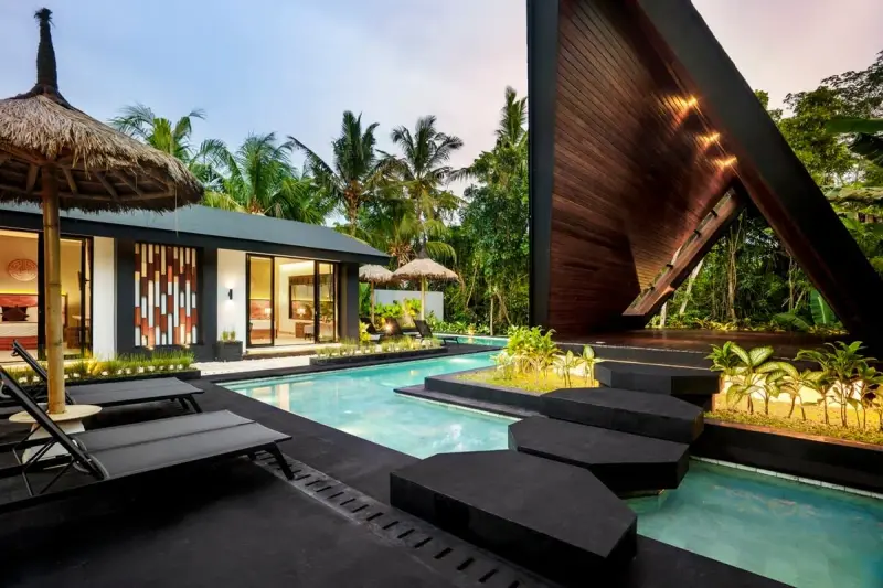 5 BR Designer Tropical Garden Villa Ubud, Ubud, Bali, Indonesia — photo 2 of 29