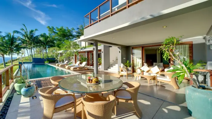 5 BR Clifftop Ocean-View Villa Lombok — luxury villa in Lombok, Indonesia