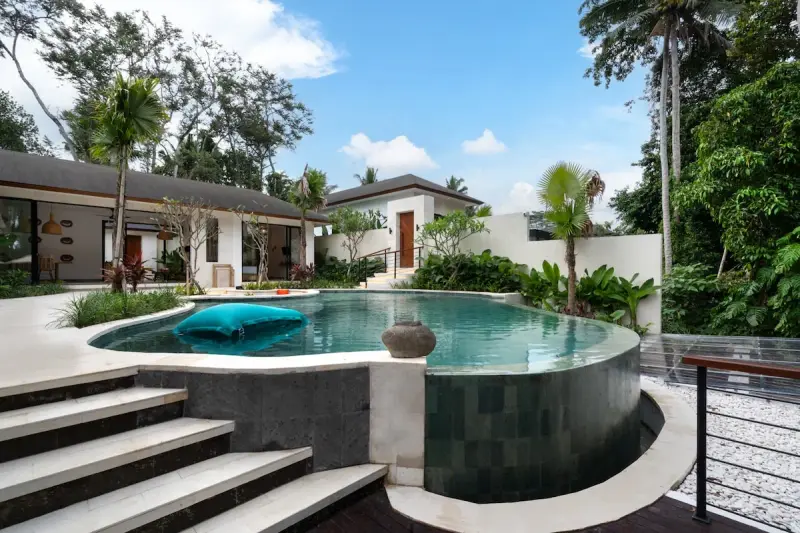 8 BR Tropical-Modern Courtyard Estate Ubud, Ubud, Bali, Indonesia — photo 2 of 29