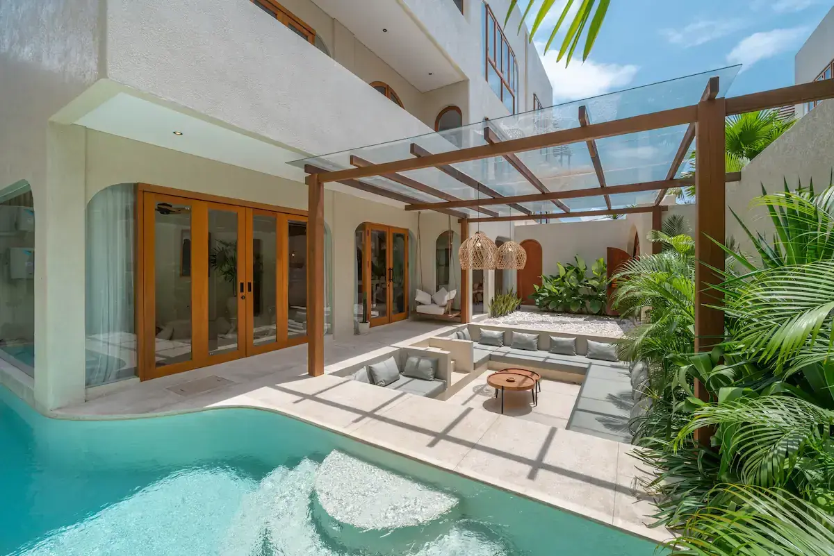 3 BR Walk-to-Beach Modern Villa Canggu — luxury 3-bedroom villa in Canggu, Bali, Indonesia