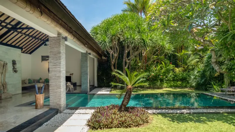 10 BR Tropical Garden Group Estate Seminyak, Seminyak, Bali, Indonesia — photo 2 of 19