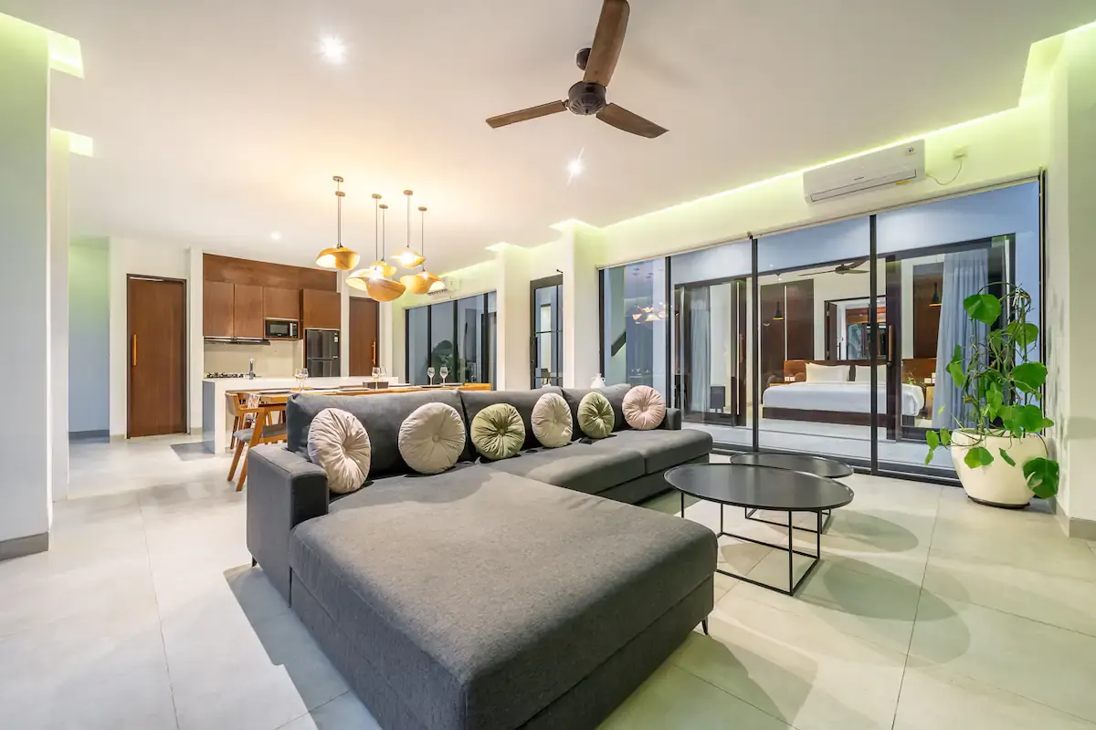 3 BR Walk-to-Beach Tropical-Modern Villa Canggu, Canggu, Bali, Indonesia — photo 2 of 27