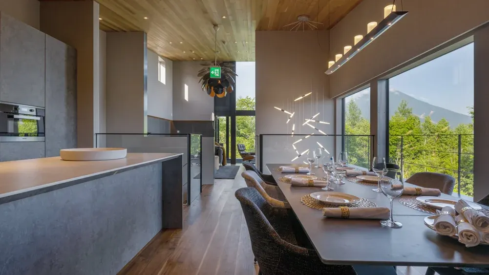 3 BR Valley-View Contemporary Chalet Niseko, Niseko, Japan — photo 3 of 11