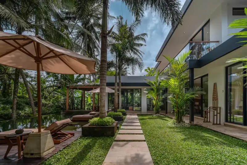 5 BR Jungle-View Balinese Retreat Ubud, Ubud, Bali, Indonesia — photo 3 of 21