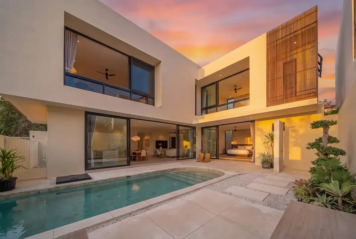 3 BR Contemporary Pool Villa Uluwatu — luxury 3-bedroom villa in Uluwatu, Bali, Indonesia