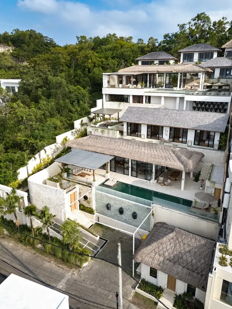 10 BR Hilltop Infinity-Pool Estate Uluwatu, Uluwatu, Bali, Indonesia — photo 3 of 30