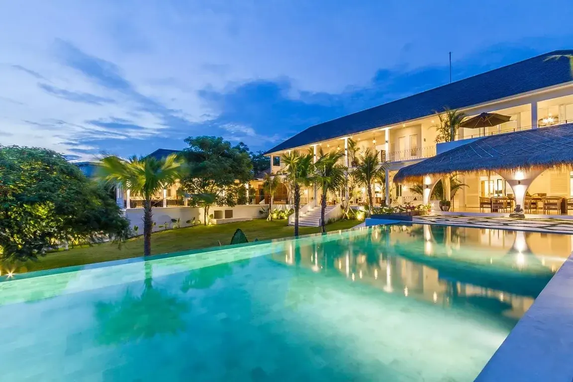 5 BR Ocean-View Infinity-Pool Villa Uluwatu — luxury villa in Uluwatu, Bali