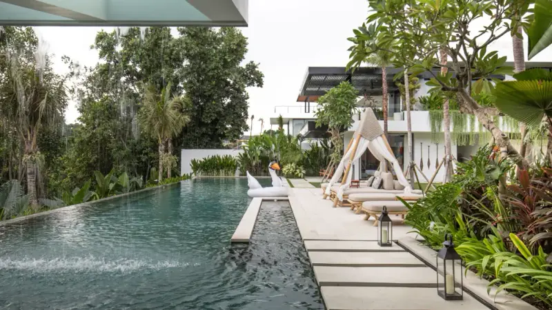 6 BR Rice-Field Tropical-Modern Villa Canggu, Canggu, Bali, Indonesia — photo 3 of 15