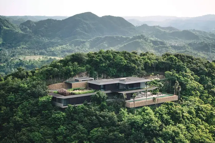 3 BR Hilltop Sunset-View Villa Lombok — luxury villa in Lombok, Indonesia