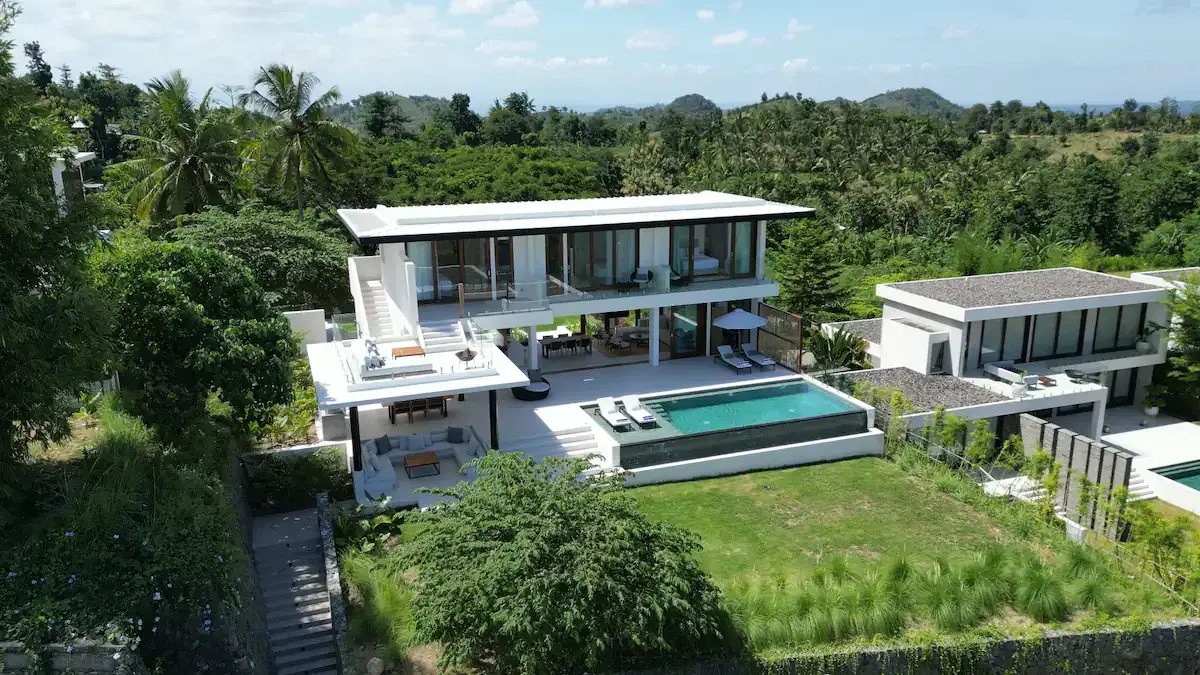 4 BR Ocean-View Family Retreat Lombok — luxury 4-bedroom villa in Lombok, Indonesia