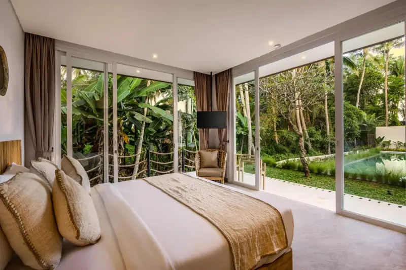 6 BR Contemporary Pavilion Residence Ubud, Ubud, Bali, Indonesia — photo 3 of 29