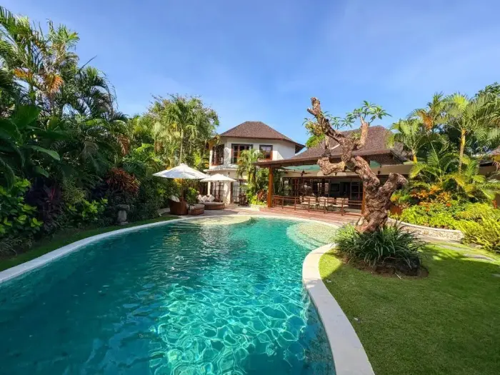 5 BR Fully Staffed Joglo Retreat Seminyak — luxury villa in Seminyak, Bali